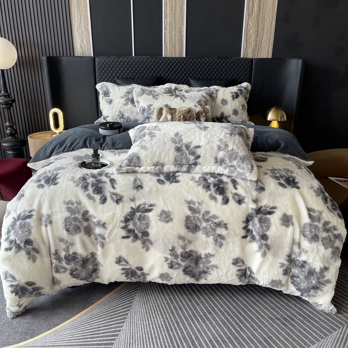 91家纺网 家纺一手货源 找家纺 （总）莱豫家纺 2025新款秋冬加厚皮草级兔绒加牛奶绒四件套