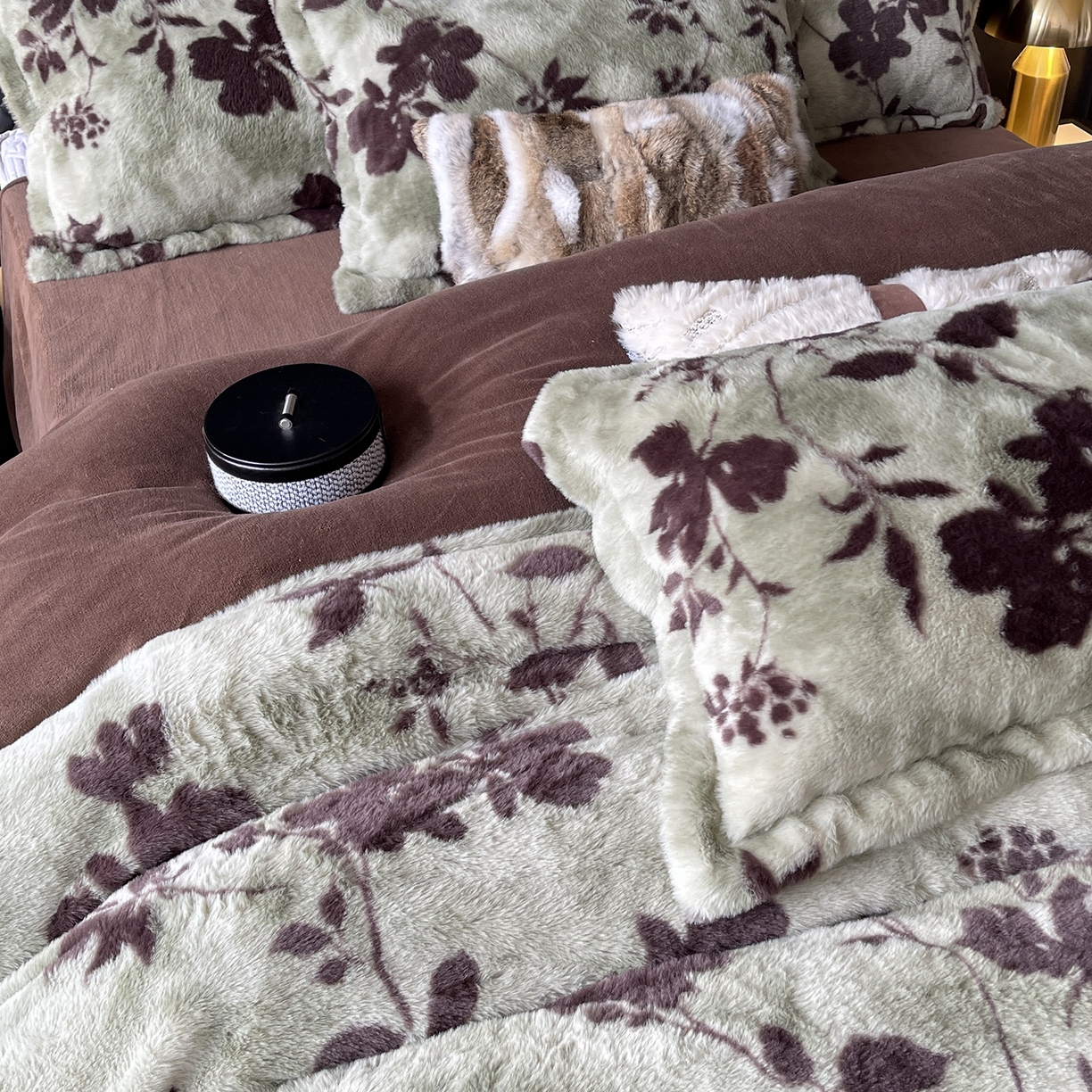 91家纺网 家纺一手货源 找家纺 莱豫家纺 2025新款秋冬加厚皮草级兔绒加牛奶绒四件套 贝莉