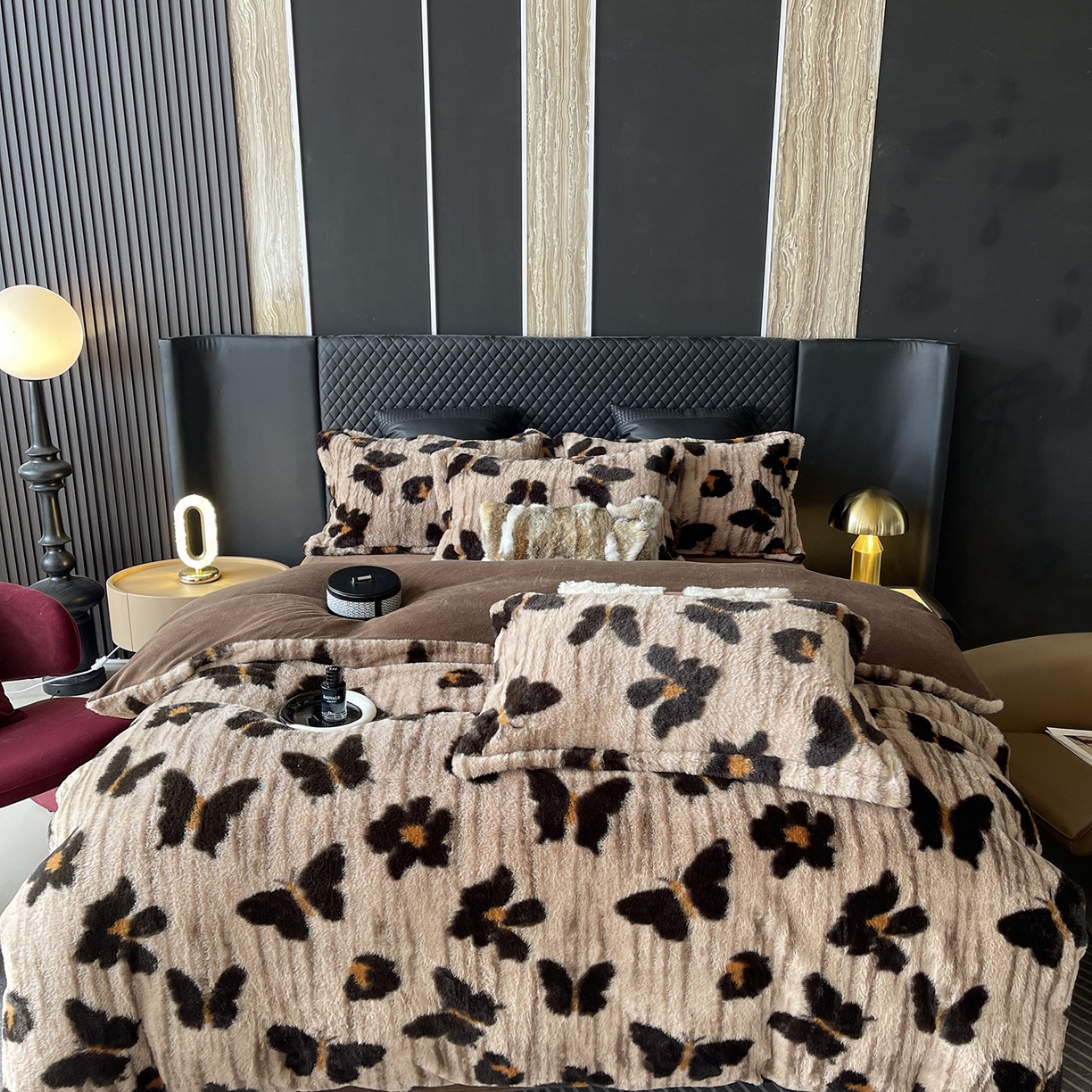 91家纺网 家纺一手货源 找家纺 莱豫家纺 2025新款秋冬加厚皮草级兔绒加牛奶绒四件套 蹀愫