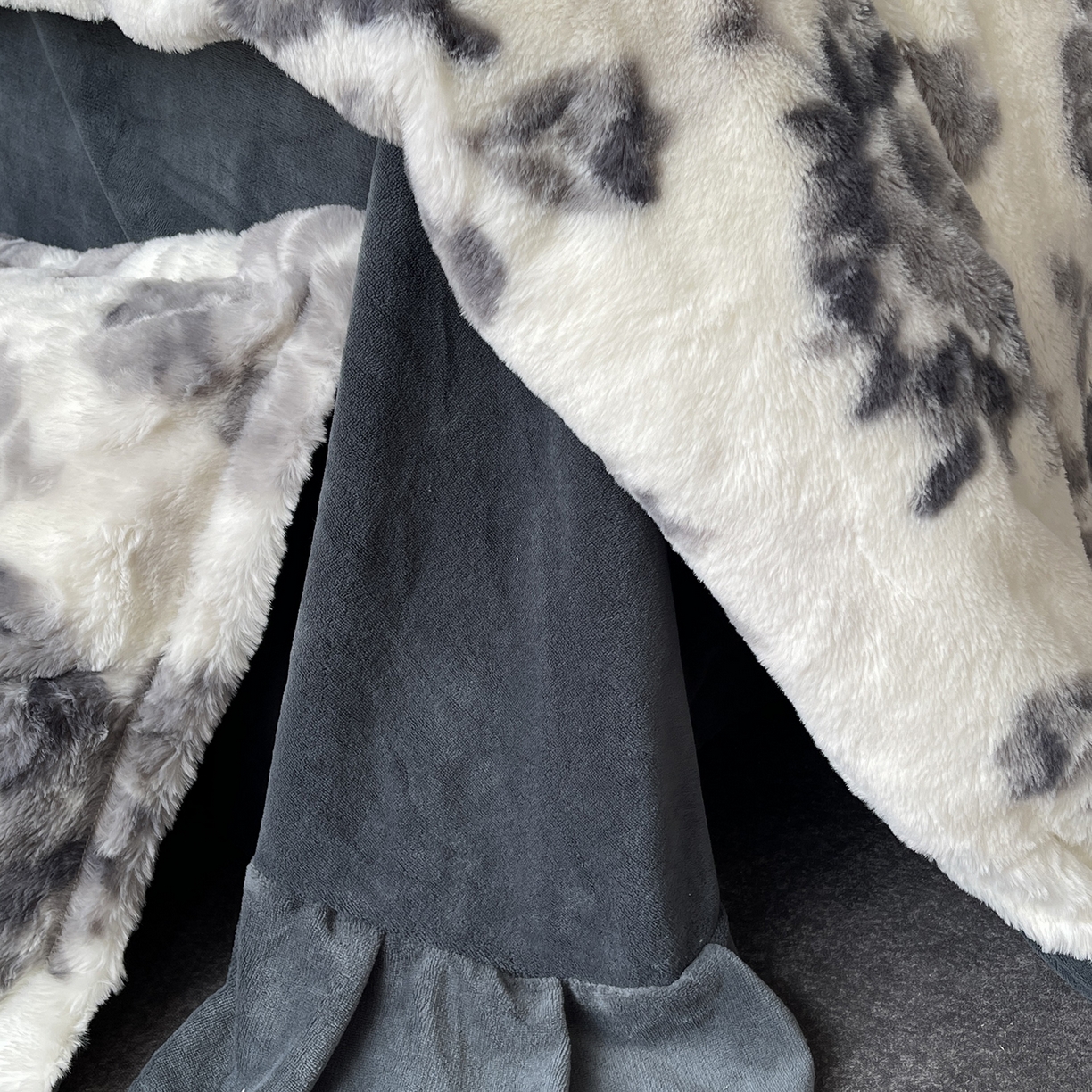 91家纺网 家纺一手货源 找家纺 莱豫家纺 2025新款秋冬加厚皮草级兔绒加牛奶绒四件套 罗杰