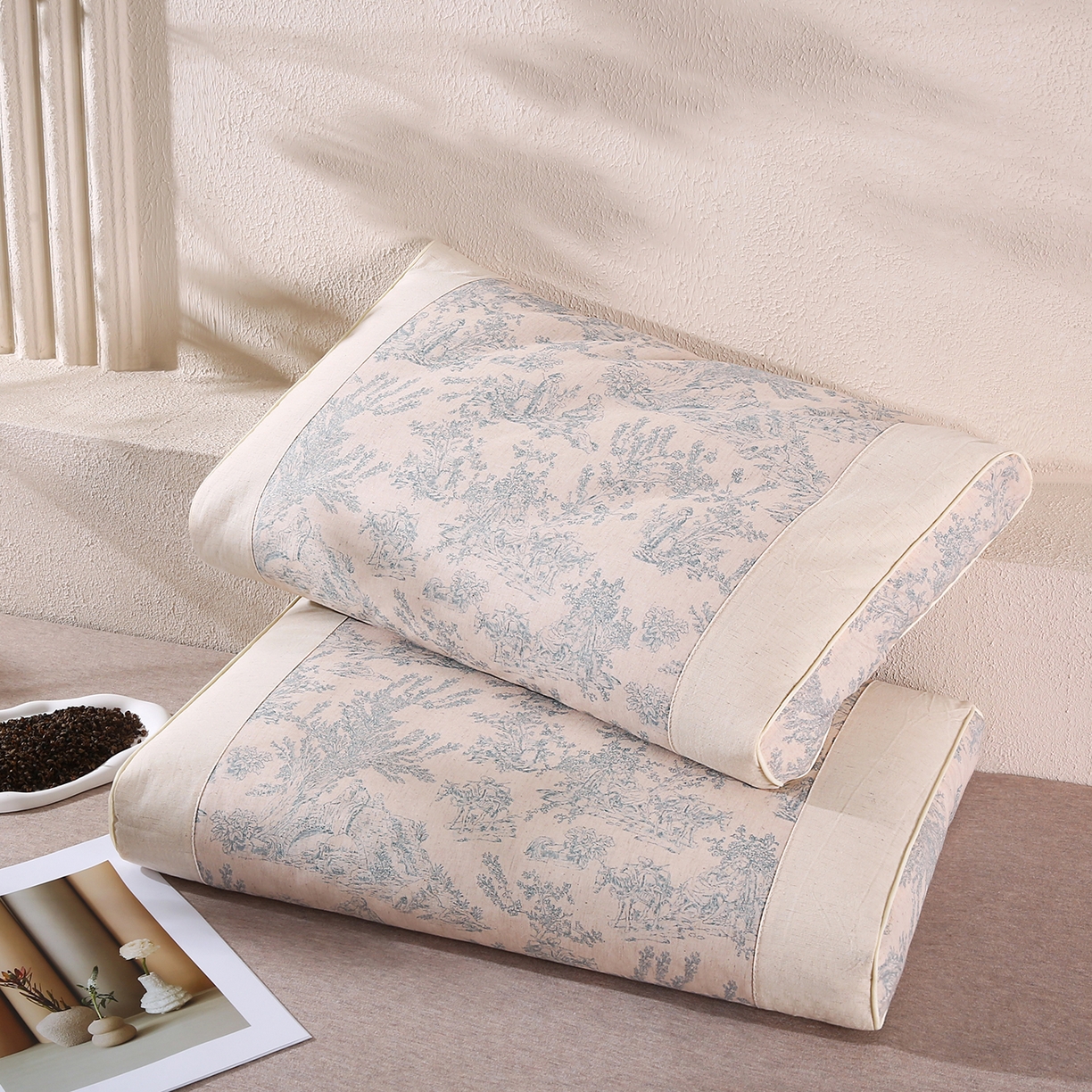 91家纺网 家纺一手货源 找家纺 十仟家纺 2025新款枕头护颈椎国潮棉麻纯荞麦壳可拆洗可替换内胆助睡眠枕头枕芯 国风素描-雅兰