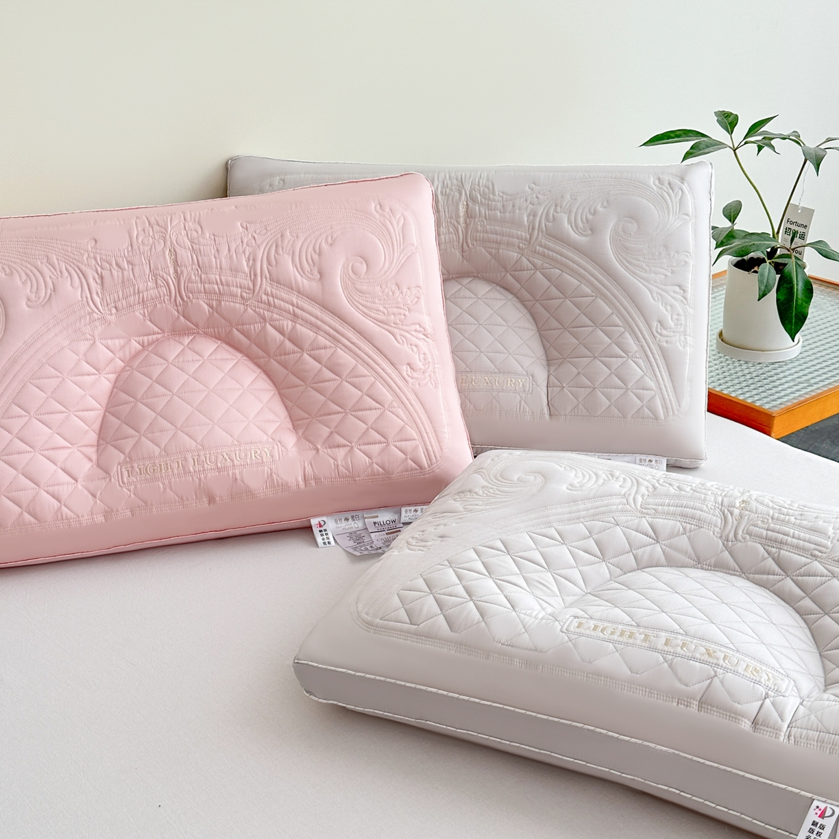 91家纺网 家纺一手货源 找家纺 （总）十仟家纺 2025新款家用护颈椎助睡眠枕芯成人学生宿舍记忆枕枕头