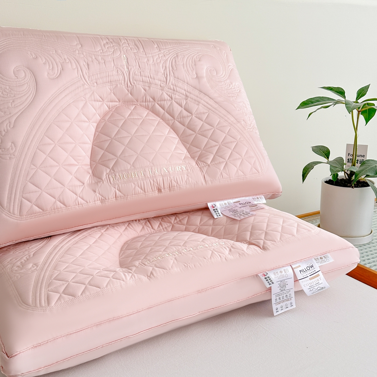 十仟家纺 2025新款家用护颈椎助睡眠枕芯成人学生宿舍记忆枕枕头 粉色