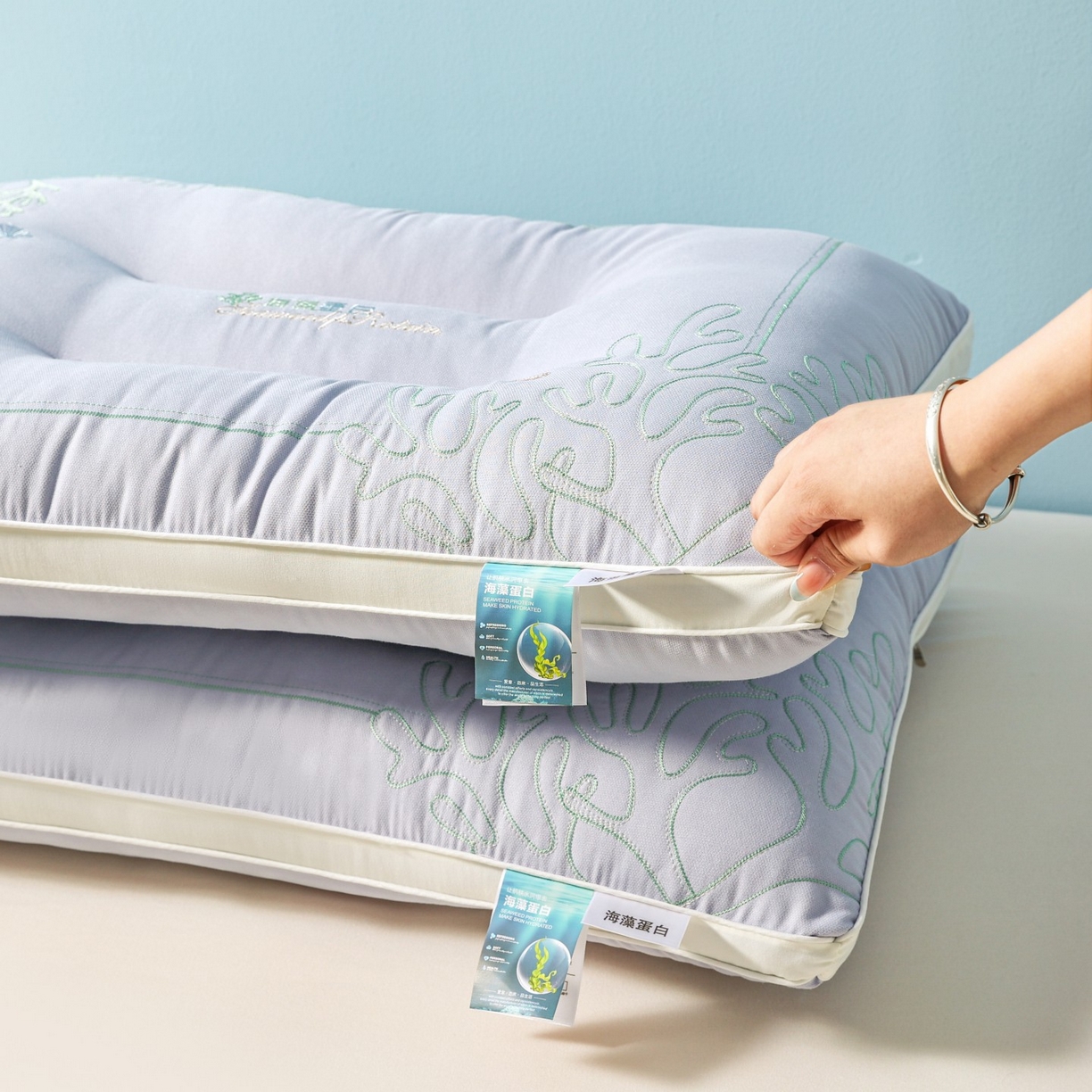 91家纺网 家纺一手货源 找家纺 十仟家纺 2025新款刺绣款超柔软枕头枕芯家用单个成人护颈椎助深度睡眠枕芯 兰灰