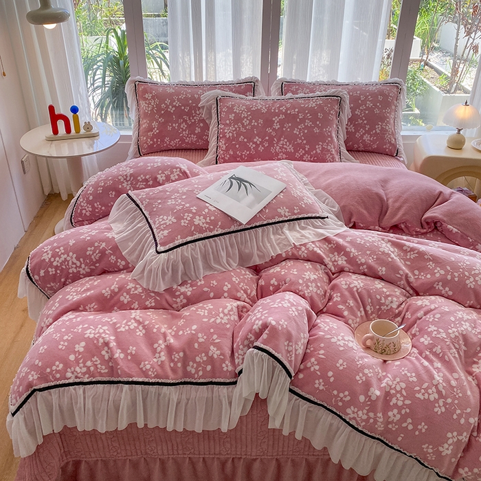 青竹苑 2025新款韩版全消光烂花牛奶绒床盖四件套 樱花-豆沙
