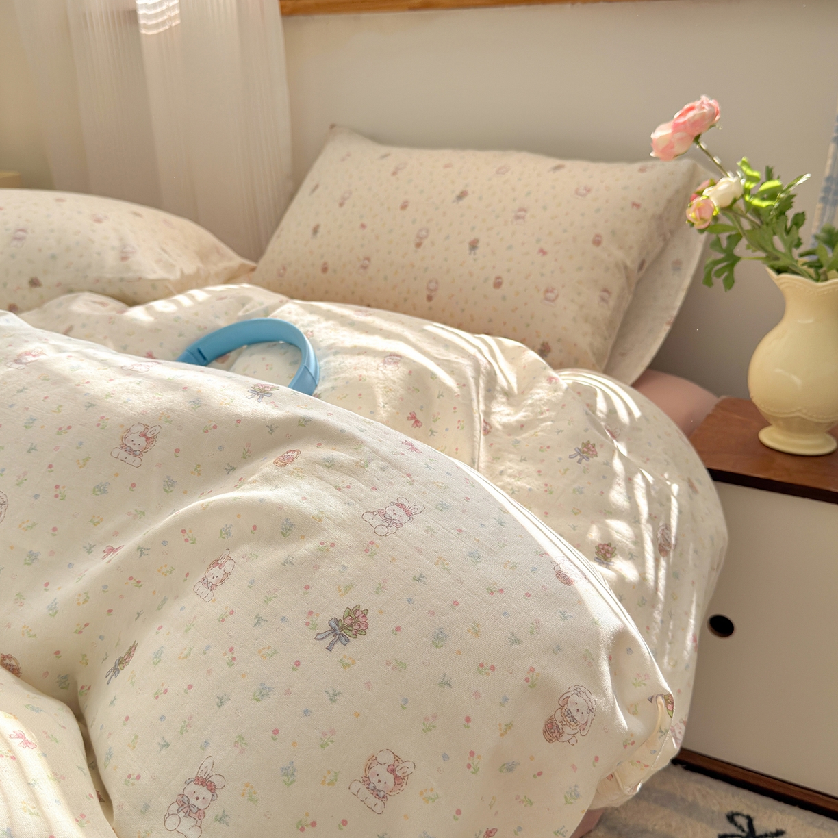 91家纺网 家纺一手货源 找家纺 于果 2025新款全棉双层纱四件套（第六批） 花篮兔