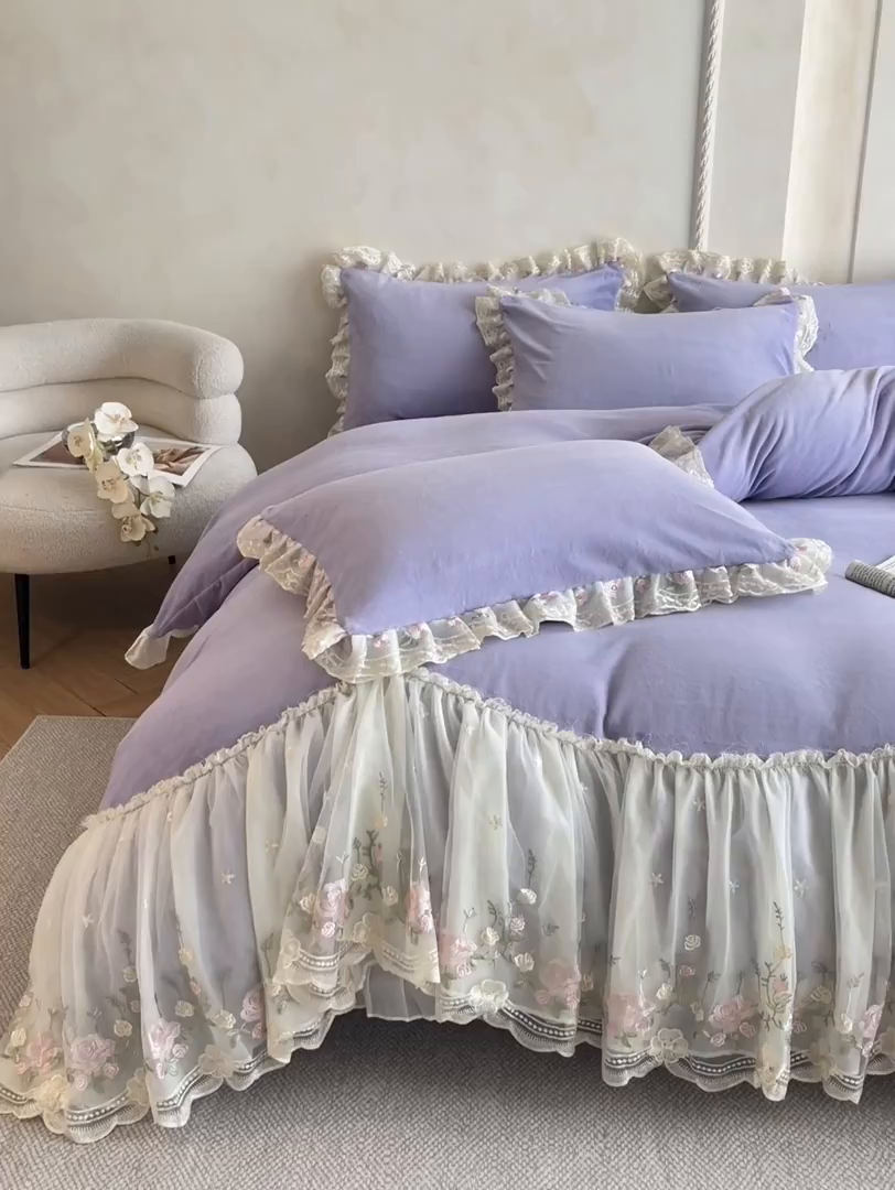 91家纺网 家纺一手货源 找家纺 绒掌柜 （总）2025新款消光级牛奶绒婴儿绒刺绣花边工艺款四件套（品质含买家秀）—巴黎系列 优雅紫