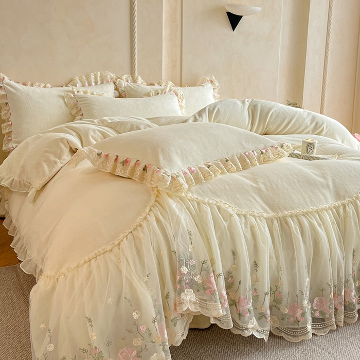 91家纺网 家纺一手货源 找家纺 （总）绒掌柜 （总）2025新款消光级牛奶绒婴儿绒刺绣花边工艺款四件套（品质含买家秀）—巴黎系列