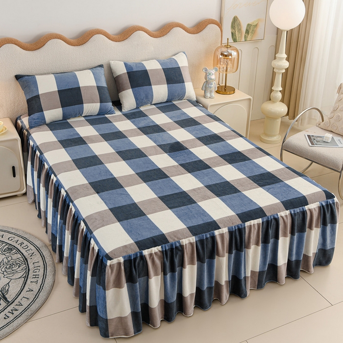 91家纺网 家纺一手货源 找家纺 （总）圣靓 2025新款高克重牛奶绒印花床裙三件套