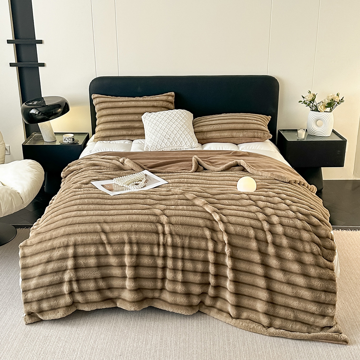 91家纺网 家纺一手货源 找家纺 （总）梵克保罗 2025新款加厚美拉德抽条兔毛绒毛毯毛毯毯子 支持跨境外贸