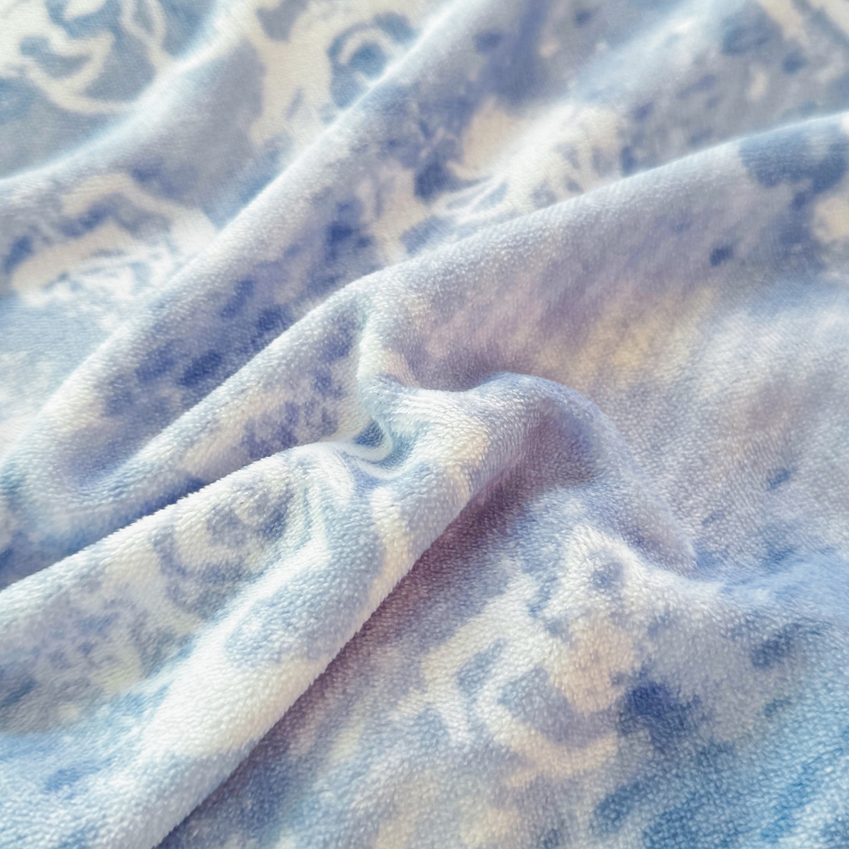 91家纺网 家纺一手货源 找家纺 肖恩毯业 2025新款印花牛奶绒四件套 江南