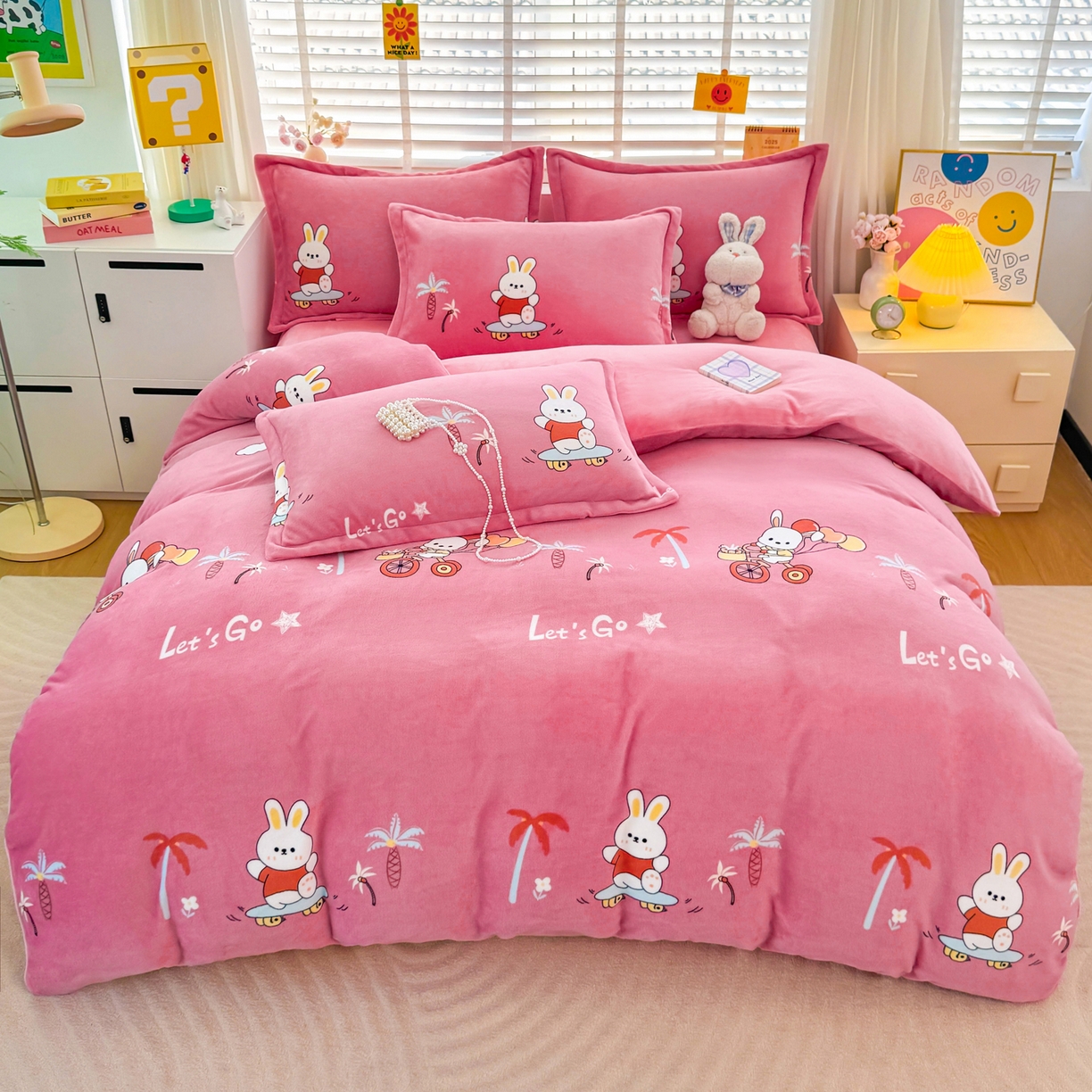 91家纺网 家纺一手货源 找家纺 肖恩毯业 2025新款印花牛奶绒四件套 萌宠