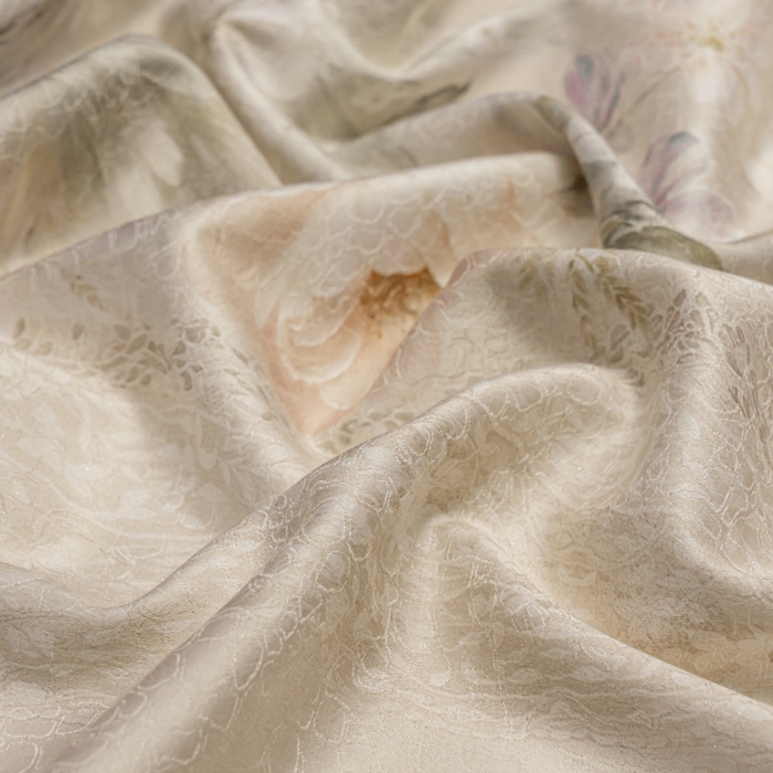 91家纺网 家纺一手货源 找家纺 （总）梵克保罗 2025秋冬新款银丝提花加数码印花四件套