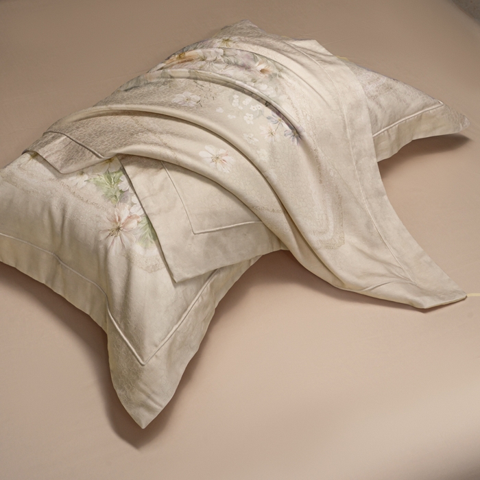 91家纺网 家纺一手货源 找家纺 （总）梵克保罗 2025秋冬新款银丝提花加数码印花四件套