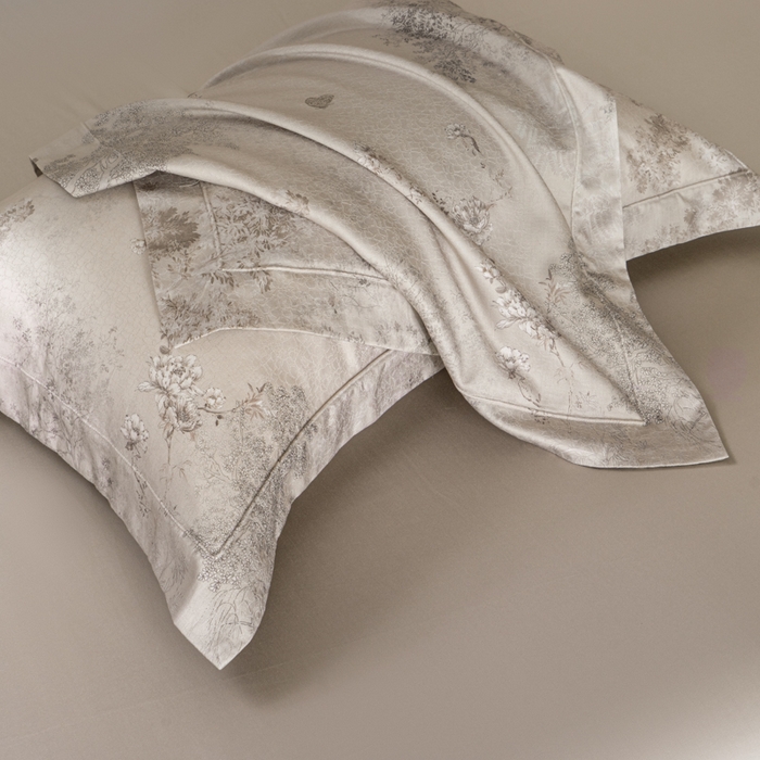 91家纺网 家纺一手货源 找家纺 梵克保罗 2025秋冬新款银丝提花加数码印花四件套 维特洛