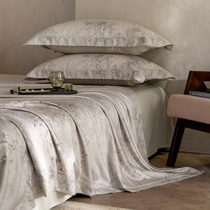 91家纺网 家纺一手货源 找家纺 梵克保罗 2025秋冬新款银丝提花加数码印花四件套 维特洛