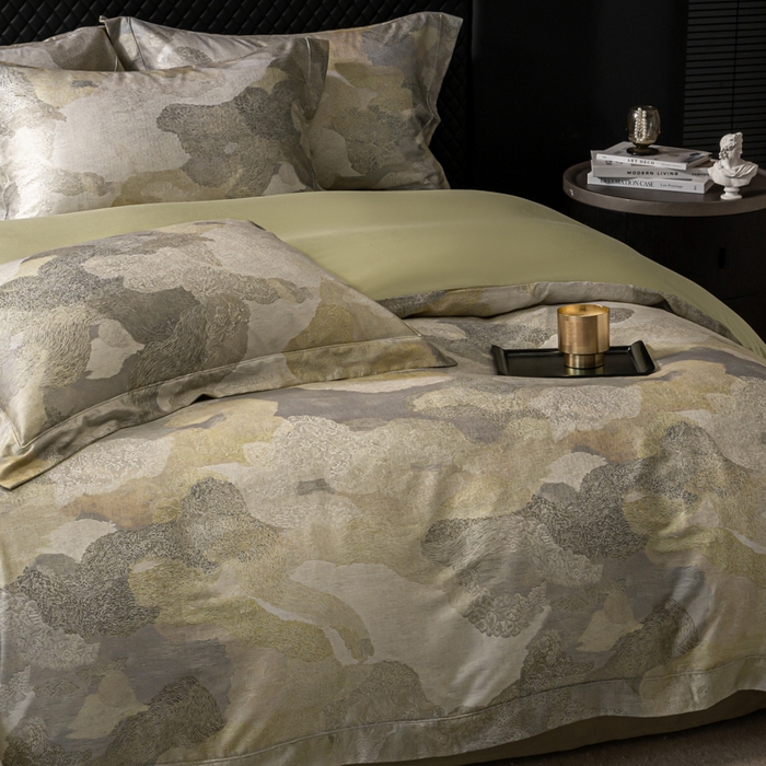 91家纺网 家纺一手货源 找家纺 梵克保罗 2025秋冬新款银丝提花加数码印花四件套 夏洛特--绿