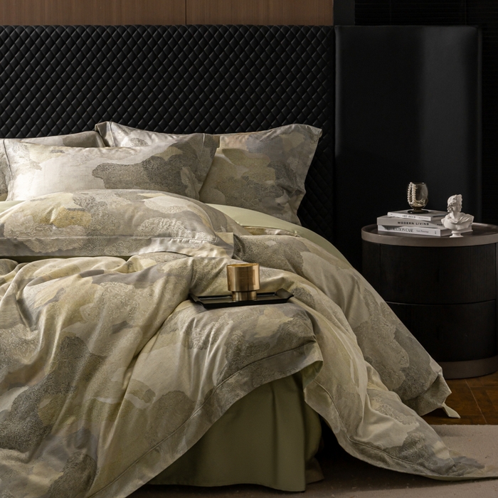 91家纺网 家纺一手货源 找家纺 梵克保罗 2025秋冬新款银丝提花加数码印花四件套 夏洛特--绿