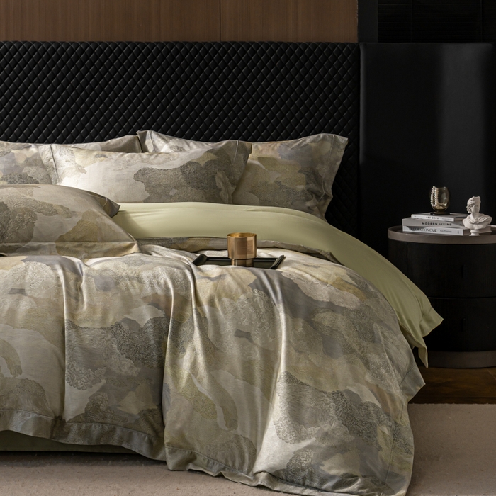 91家纺网 家纺一手货源 找家纺 梵克保罗 2025秋冬新款银丝提花加数码印花四件套 夏洛特--绿