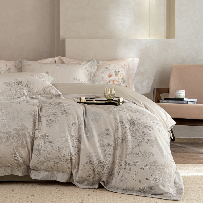 91家纺网 家纺一手货源 找家纺 梵克保罗 2025秋冬新款银丝提花加数码印花四件套 维特洛