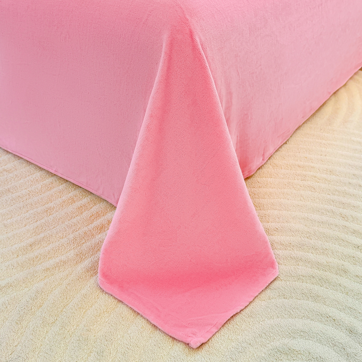 91家纺网 家纺一手货源 找家纺 坦客毯业 2025新款印花牛奶绒四件套 萌宠