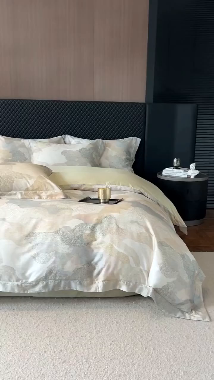 91家纺网 家纺一手货源 找家纺 梵克保罗 2025秋冬新款银丝提花加数码印花四件套 夏洛特--绿