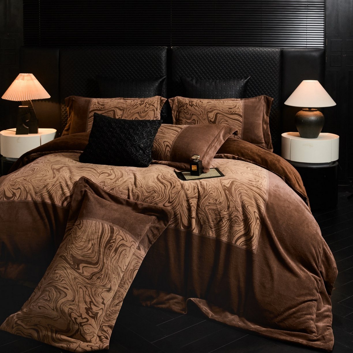 91家纺网 家纺一手货源 找家纺 （总）控价 2025新款 床盖款240克全消光数码印花牛奶绒四件套-云杉