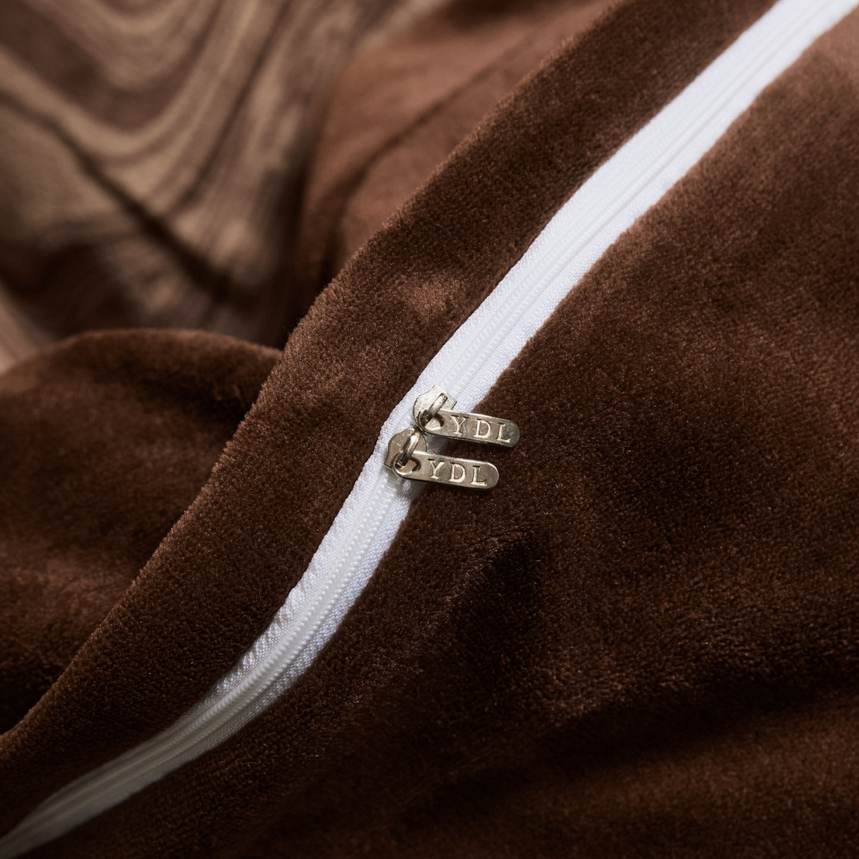 91家纺网 家纺一手货源 找家纺 （总）控价 2025新款 床盖款240克全消光数码印花牛奶绒四件套-云杉