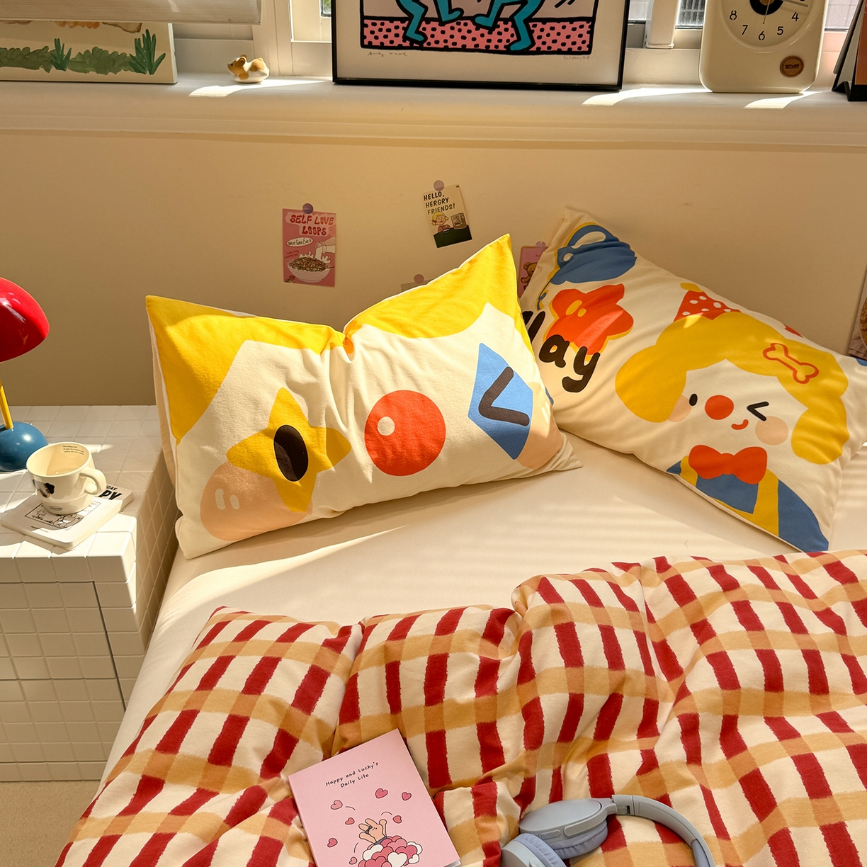 91家纺网 家纺一手货源 找家纺 珺柔家纺 2025新款数码印花枕套全棉磨毛毛巾绣卡通四件套 圣诞小丑