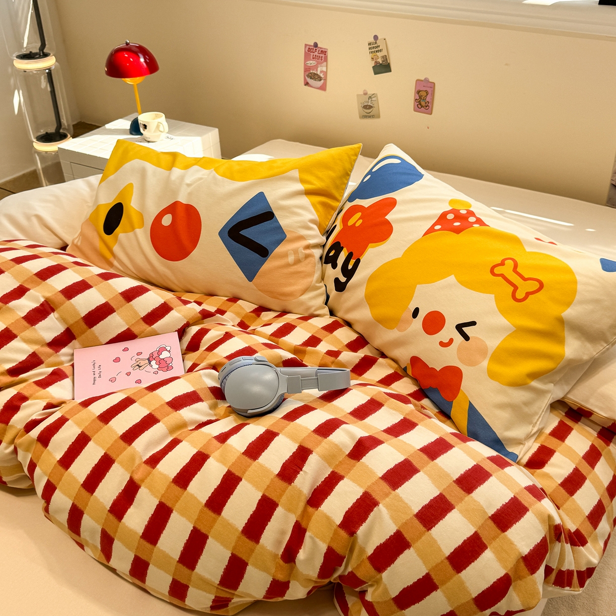 91家纺网 家纺一手货源 找家纺 珺柔家纺 2025新款数码印花枕套全棉磨毛毛巾绣卡通四件套 圣诞小丑