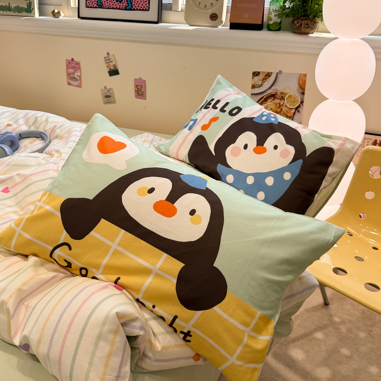 91家纺网 家纺一手货源 找家纺 珺柔家纺 2025新款数码印花枕套全棉磨毛毛巾绣卡通四件套 音乐企鹅