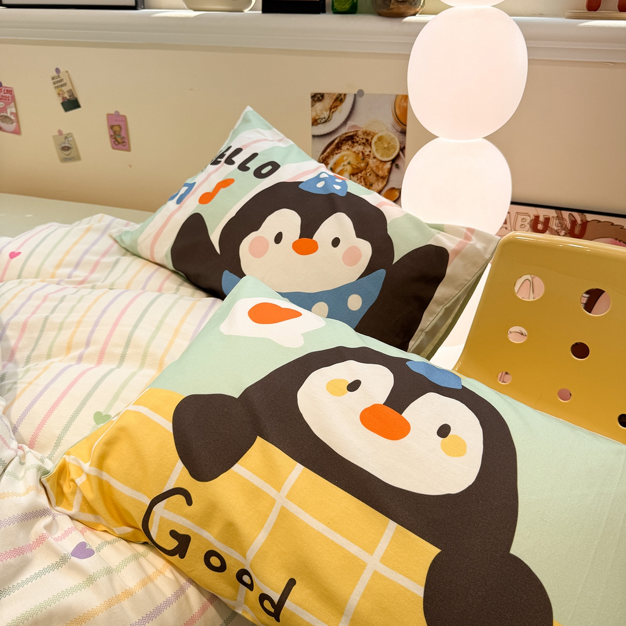 91家纺网 家纺一手货源 找家纺 珺柔家纺 2025新款数码印花枕套全棉磨毛毛巾绣卡通四件套 音乐企鹅