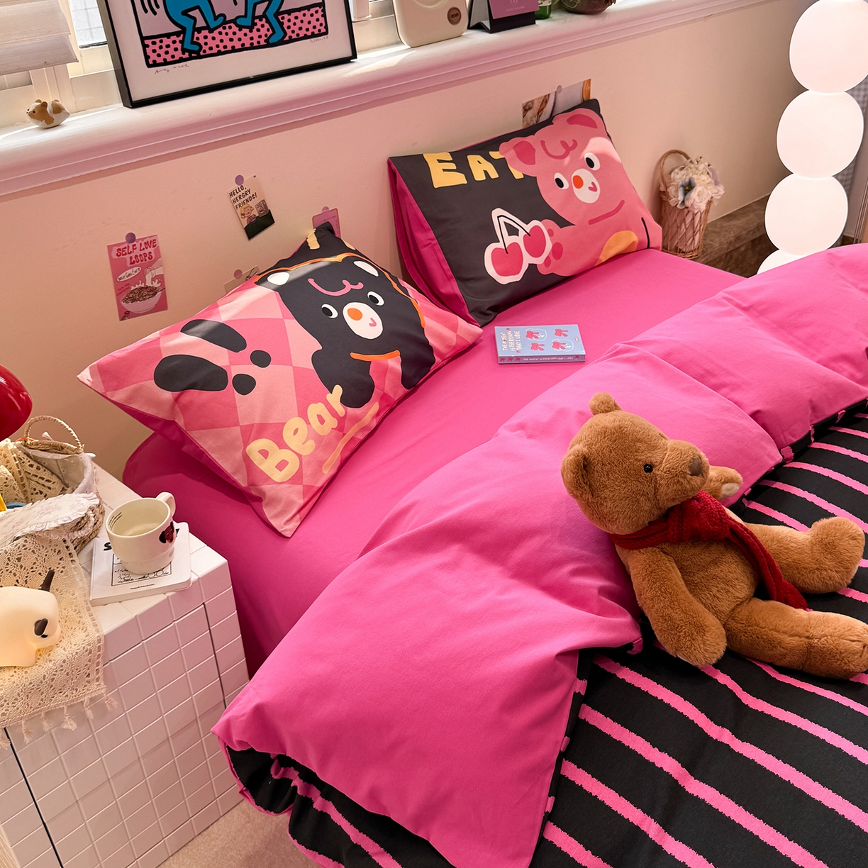 91家纺网 家纺一手货源 找家纺 珺柔家纺 2025新款数码印花枕套全棉磨毛毛巾绣卡通四件套 樱桃小熊