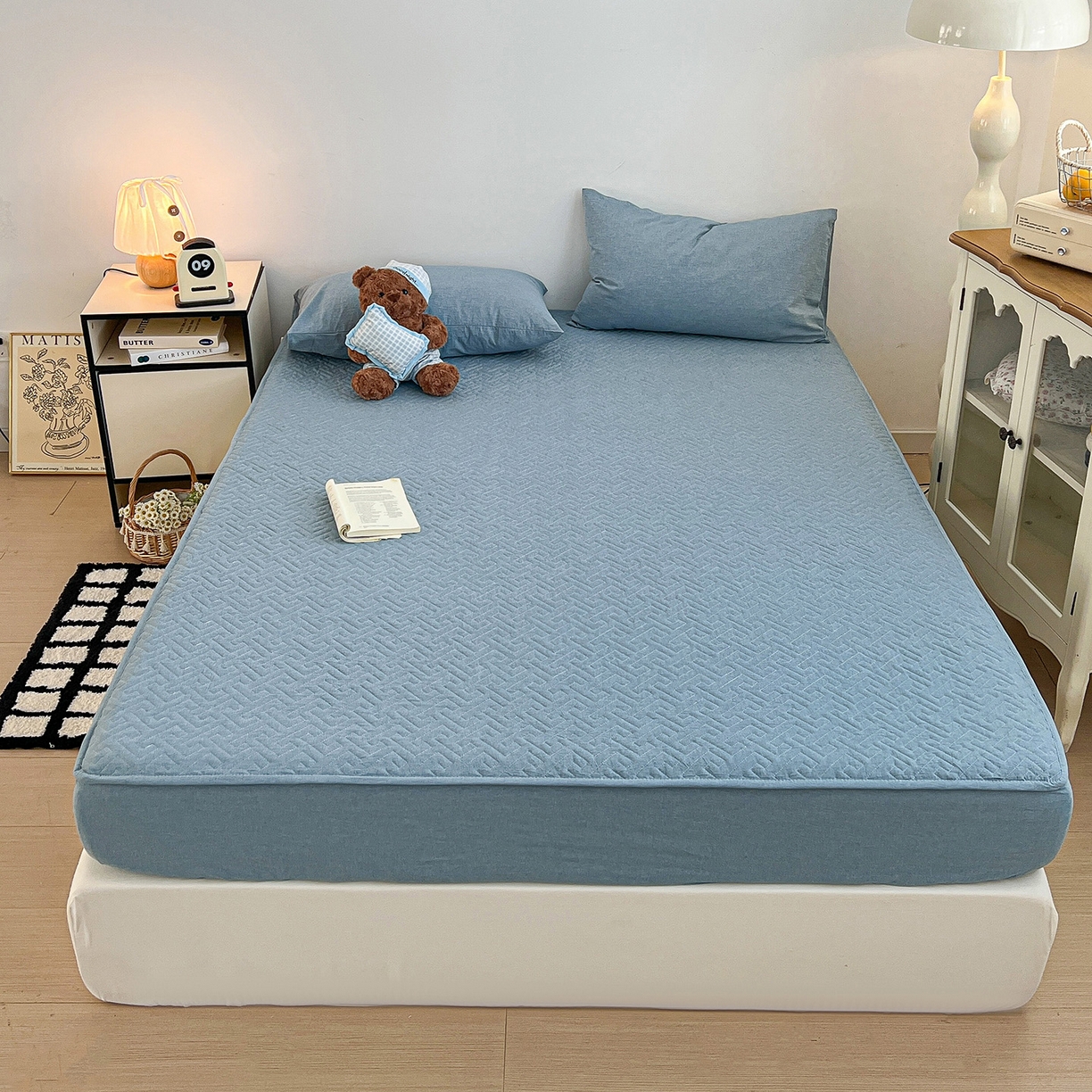 91家纺网 家纺一手货源 找家纺 梦洋家纺 2025新款全棉色织水洗棉夹棉床笠 兰色