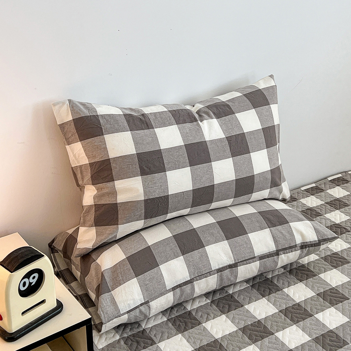 91家纺网 家纺一手货源 找家纺 梦洋家纺 2025新款全棉色织水洗棉夹棉床笠 兰大格