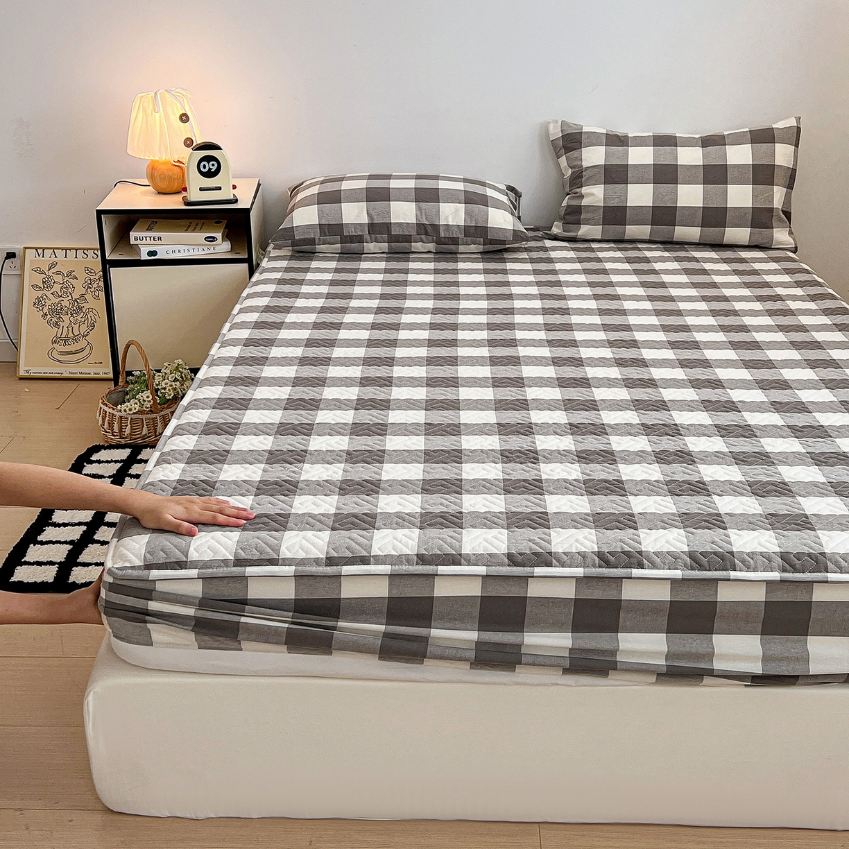 91家纺网 家纺一手货源 找家纺 梦洋家纺 2025新款全棉色织水洗棉夹棉床笠 兰大格