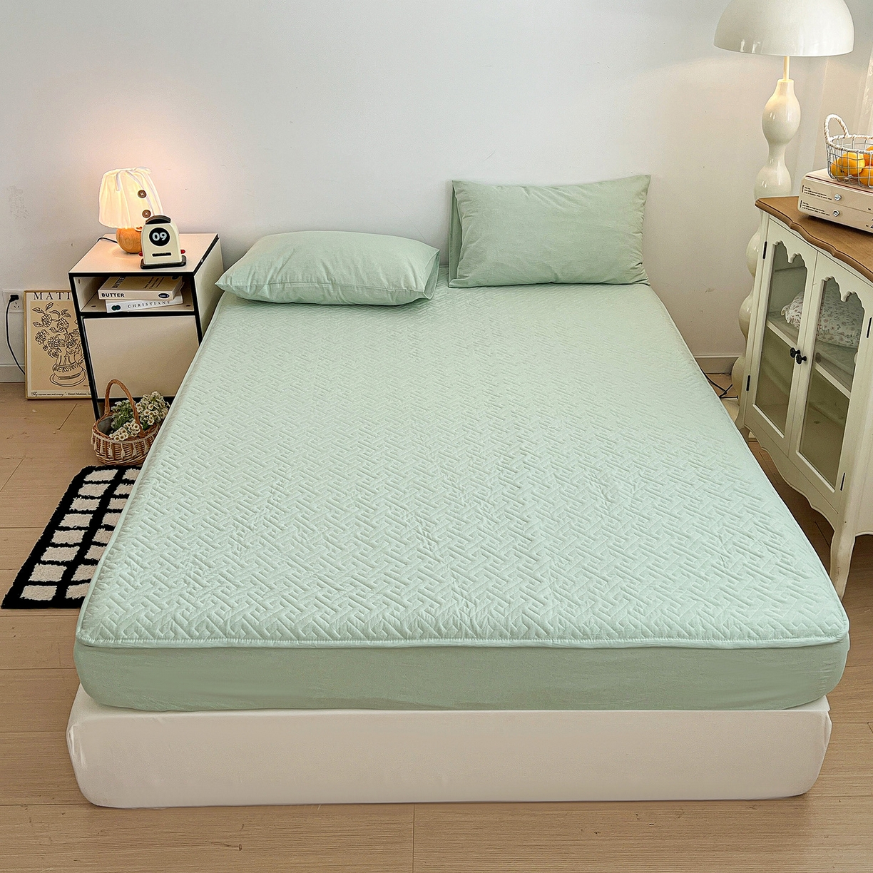 91家纺网 家纺一手货源 找家纺 梦洋家纺 2025新款全棉色织水洗棉夹棉床笠 青草绿