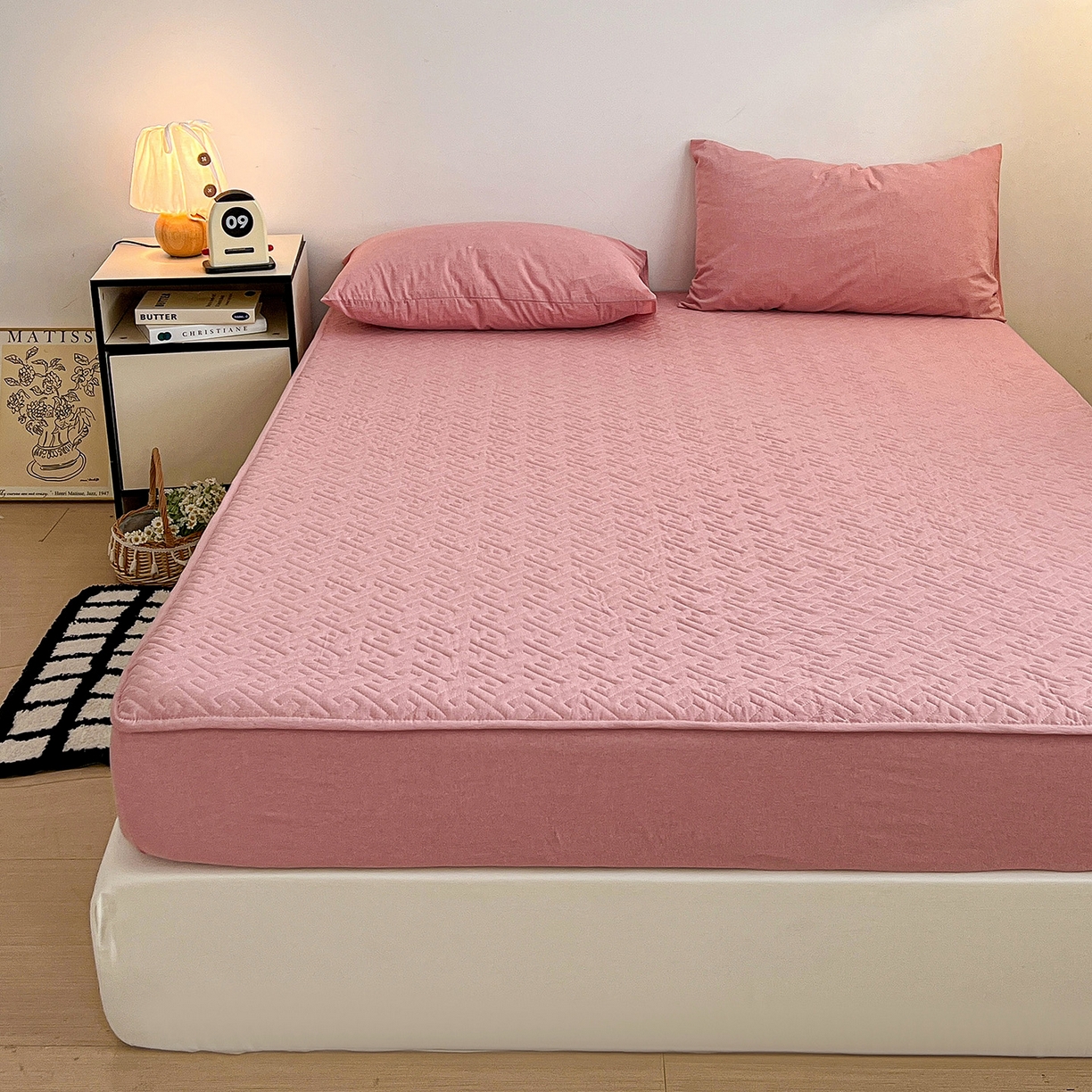 91家纺网 家纺一手货源 找家纺 梦洋家纺 2025新款全棉色织水洗棉夹棉床笠 灰中格