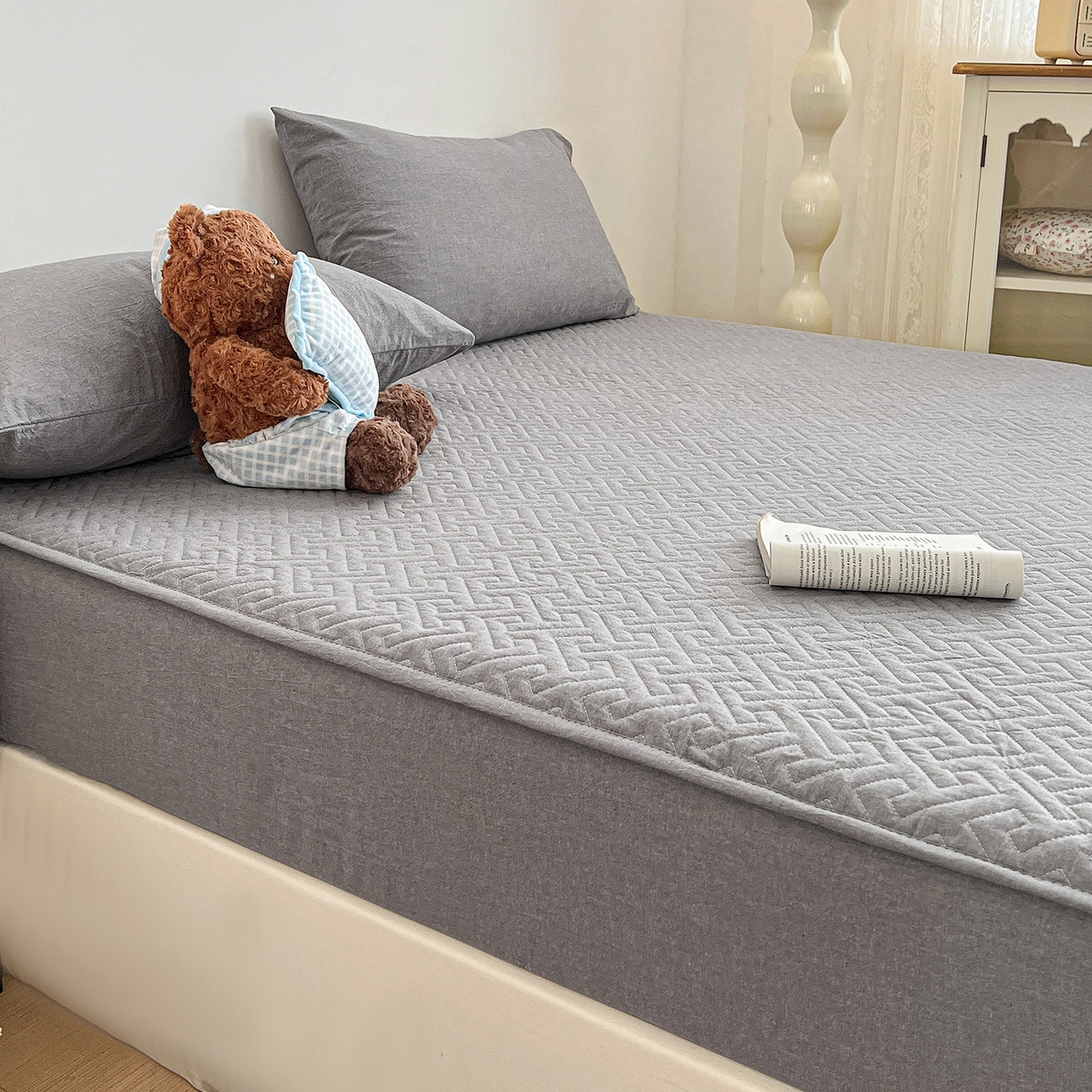 91家纺网 家纺一手货源 找家纺 梦洋家纺 2025新款全棉色织水洗棉夹棉床笠 豆沙粉