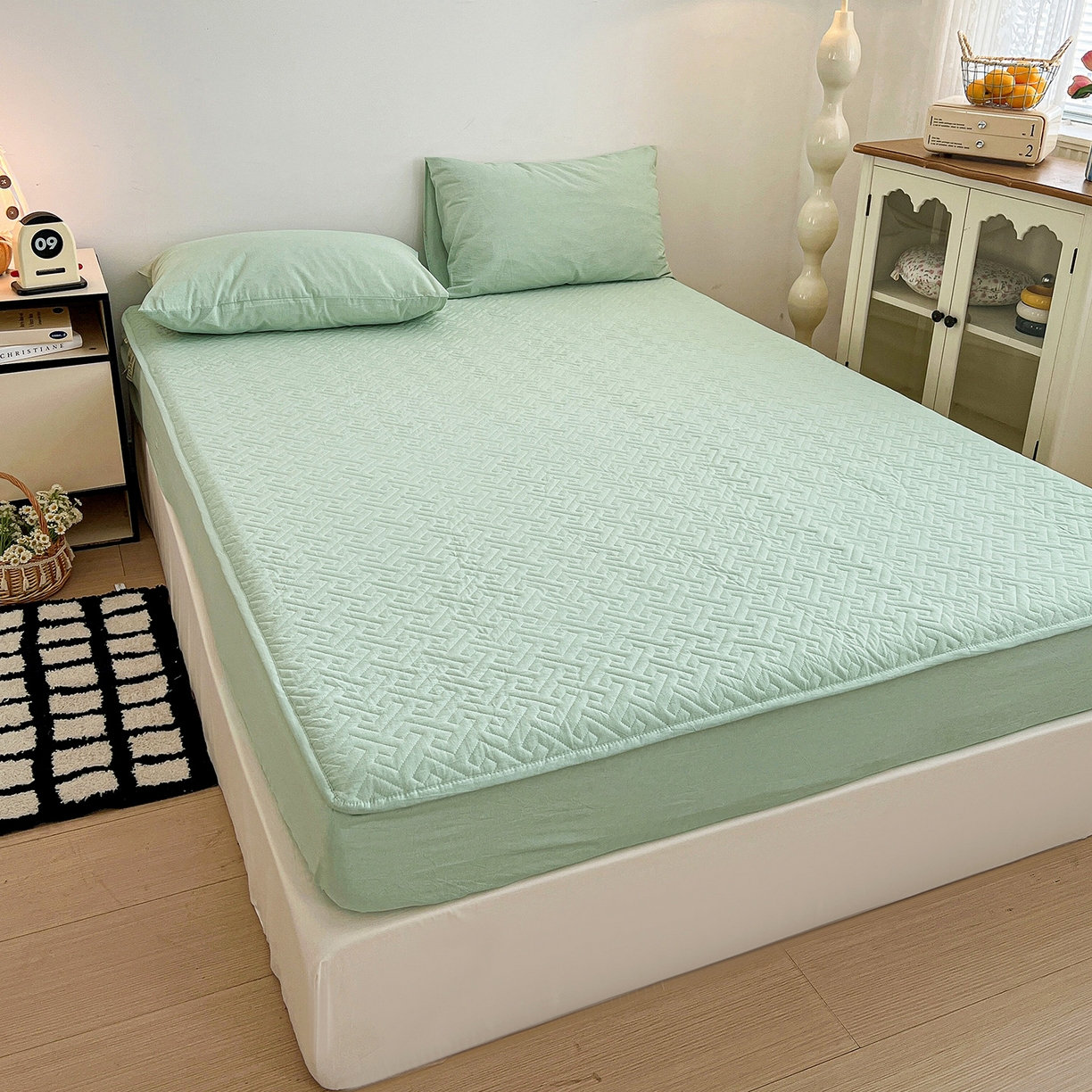 91家纺网 家纺一手货源 找家纺 梦洋家纺 2025新款全棉色织水洗棉夹棉床笠 青草绿