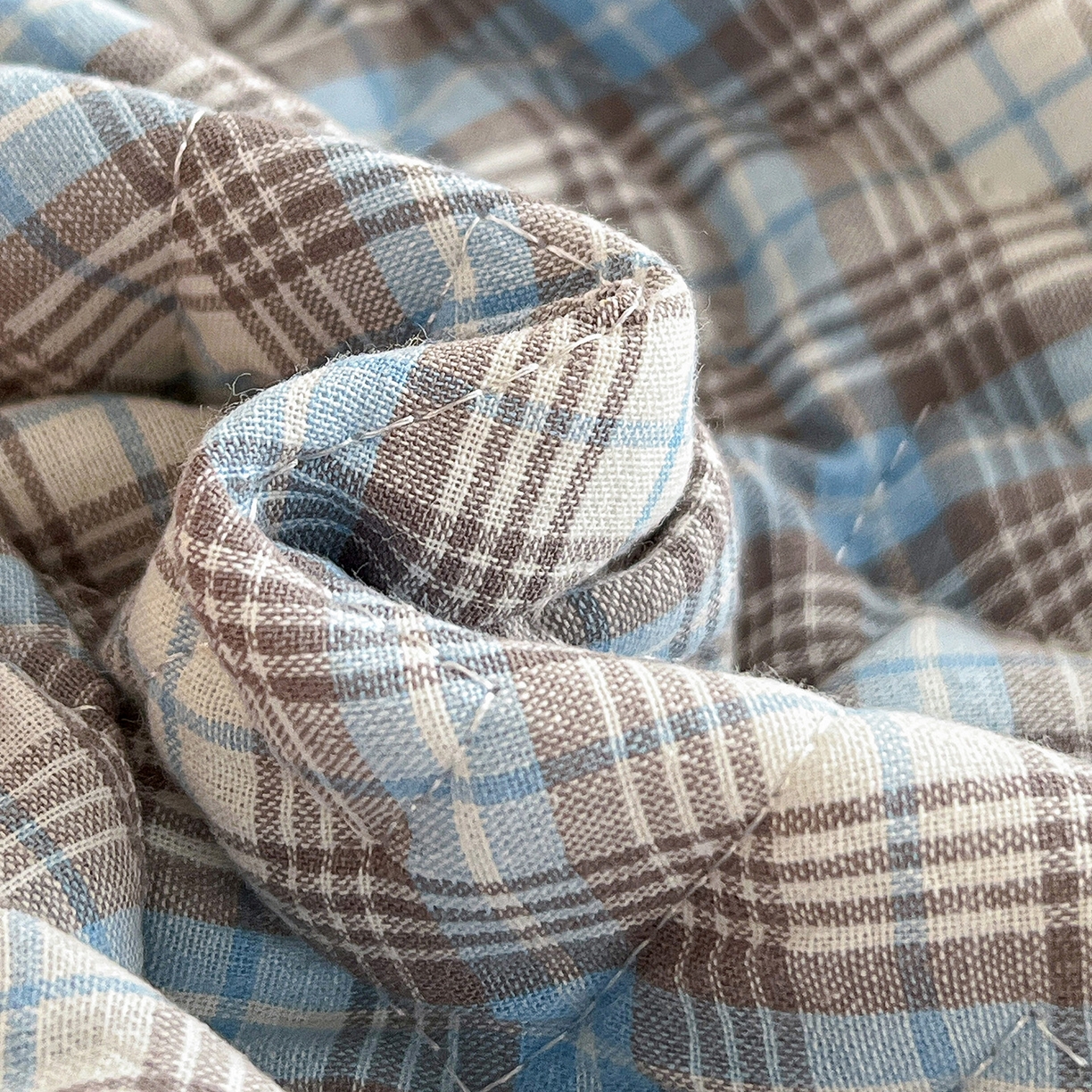 91家纺网 家纺一手货源 找家纺 梦洋家纺 2025新款全棉色织水洗棉夹棉床笠 灰色