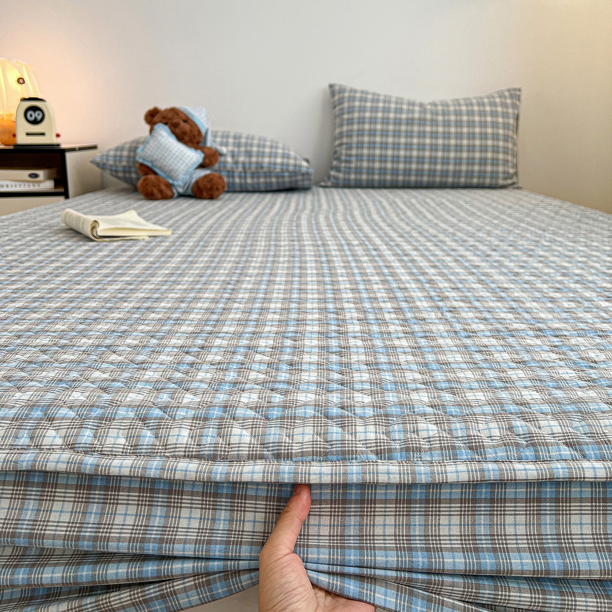 91家纺网 家纺一手货源 找家纺 梦洋家纺 2025新款全棉色织水洗棉夹棉床笠 灰色