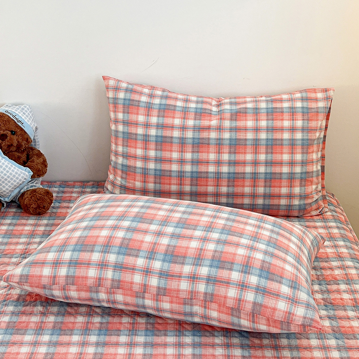 91家纺网 家纺一手货源 找家纺 梦洋家纺 2025新款全棉色织水洗棉夹棉床笠 炫彩格