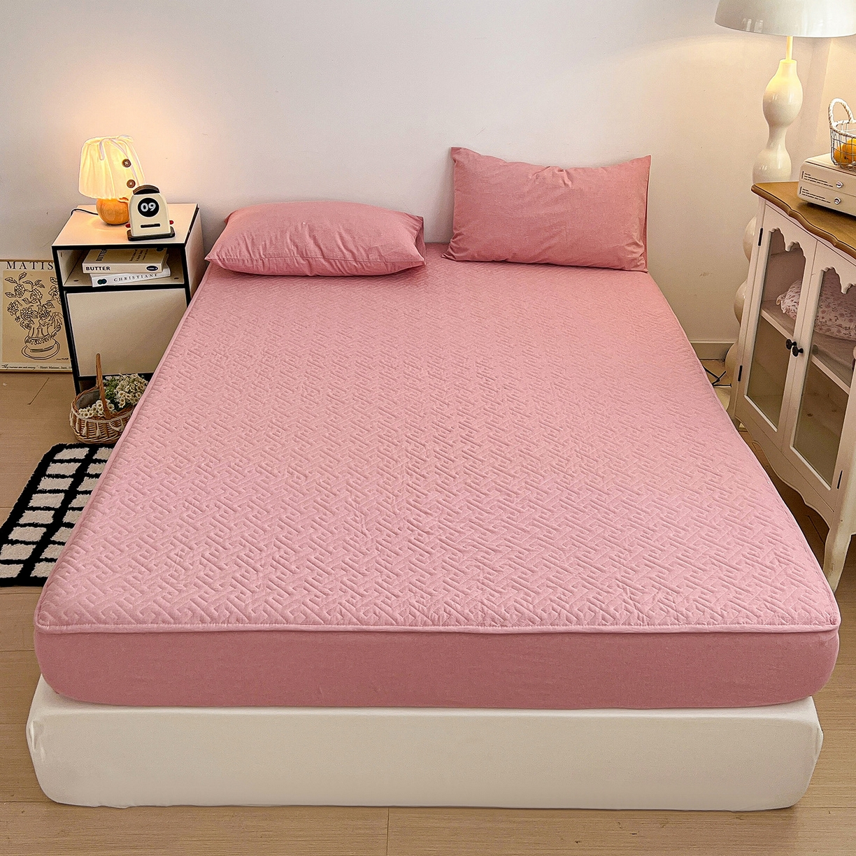 91家纺网 家纺一手货源 找家纺 梦洋家纺 2025新款全棉色织水洗棉夹棉床笠 灰中格