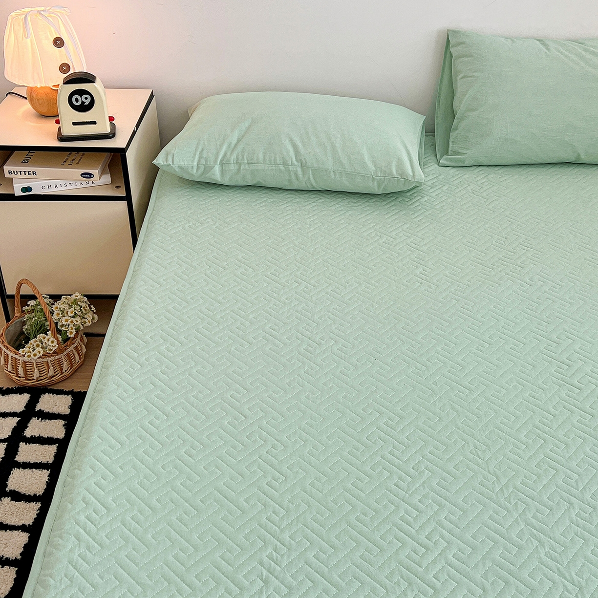 91家纺网 家纺一手货源 找家纺 梦洋家纺 2025新款全棉色织水洗棉夹棉床笠 青草绿