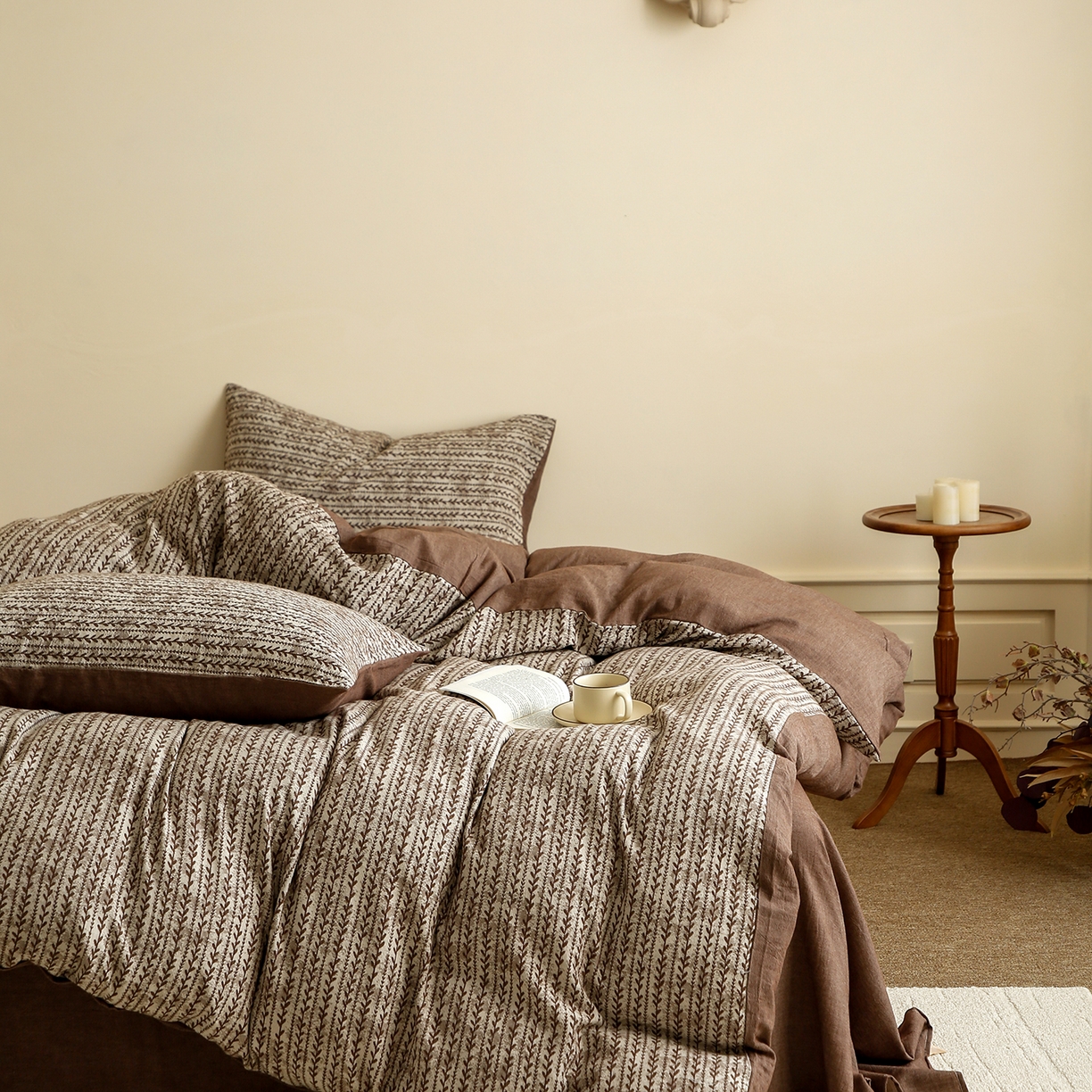 91家纺网 家纺一手货源 找家纺 梵克保罗 2025秋冬新款全棉色织大提花四件套 安迪-深咖