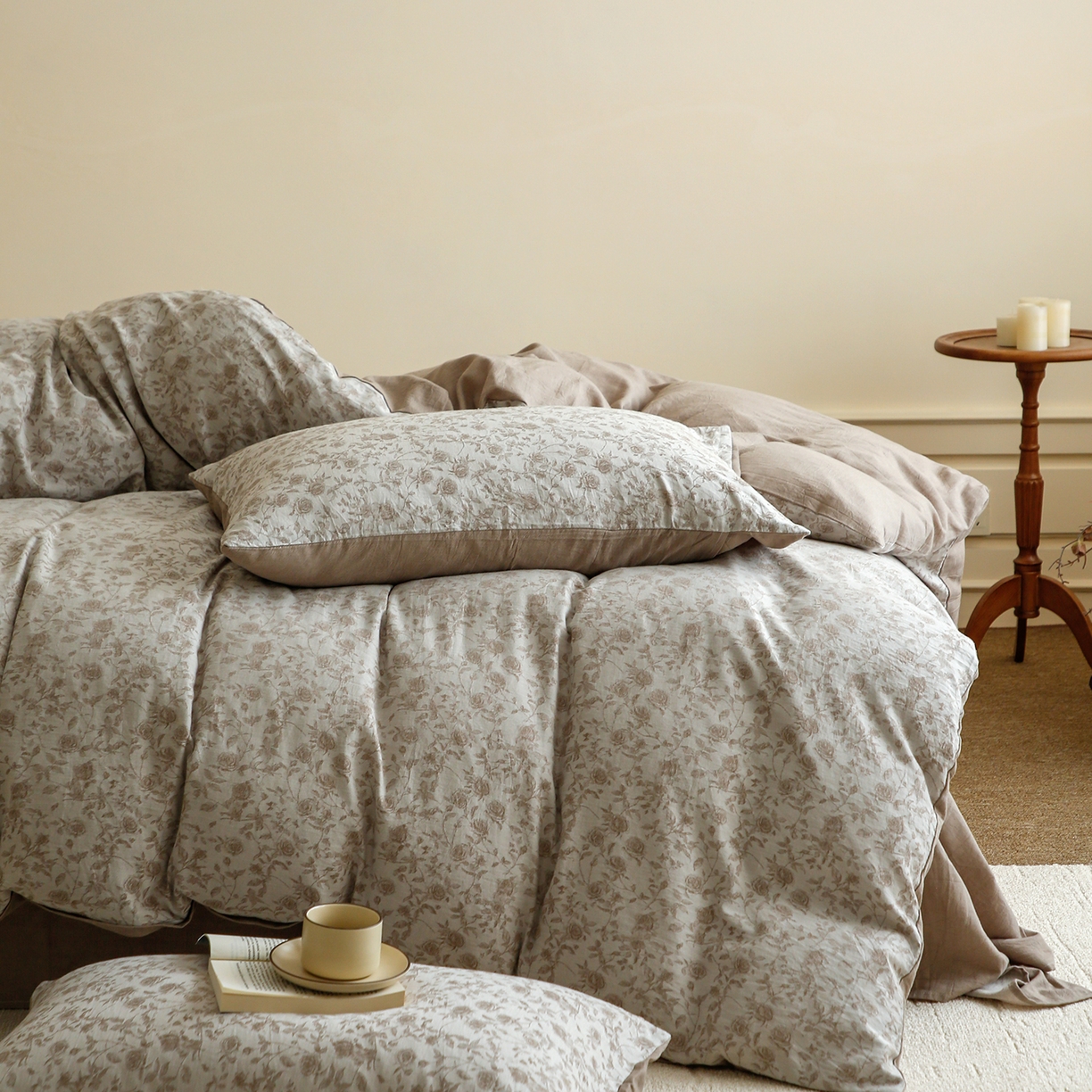 91家纺网 家纺一手货源 找家纺 梵克保罗 2025秋冬新款全棉色织大提花四件套 苏黎玫瑰-浅驼