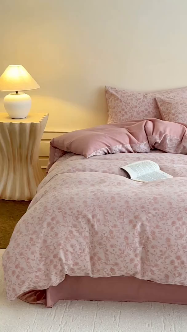 91家纺网 家纺一手货源 找家纺 梵克保罗 2025秋冬新款全棉色织大提花四件套 苏黎玫瑰-粉