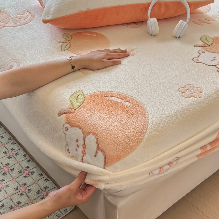 91家纺网 家纺一手货源 找家纺 （总）娜朵家纺 2025新款180克雪花绒印花床笠