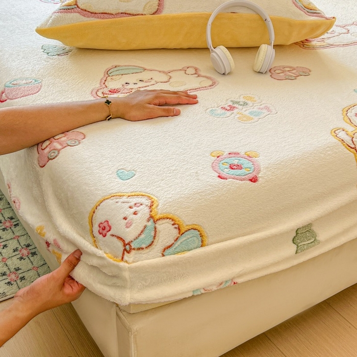 91家纺网 家纺一手货源 找家纺 （总）娜朵家纺 2025新款180克雪花绒印花床笠